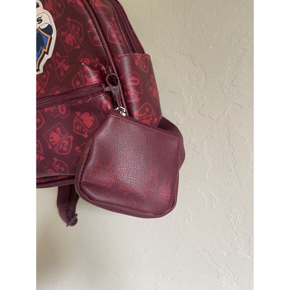 NWOT Disney Hogwarts Faux Leather Mini Backpack Harry Pottery Coin Purse Pouch - Picture 4 of 10